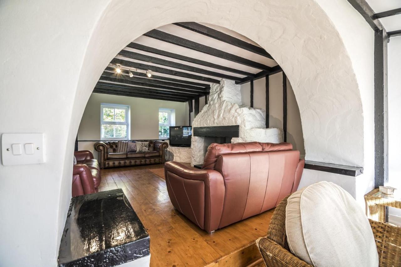 Barn Conversion - Hot Tub - Penally - Tenby מראה חיצוני תמונה